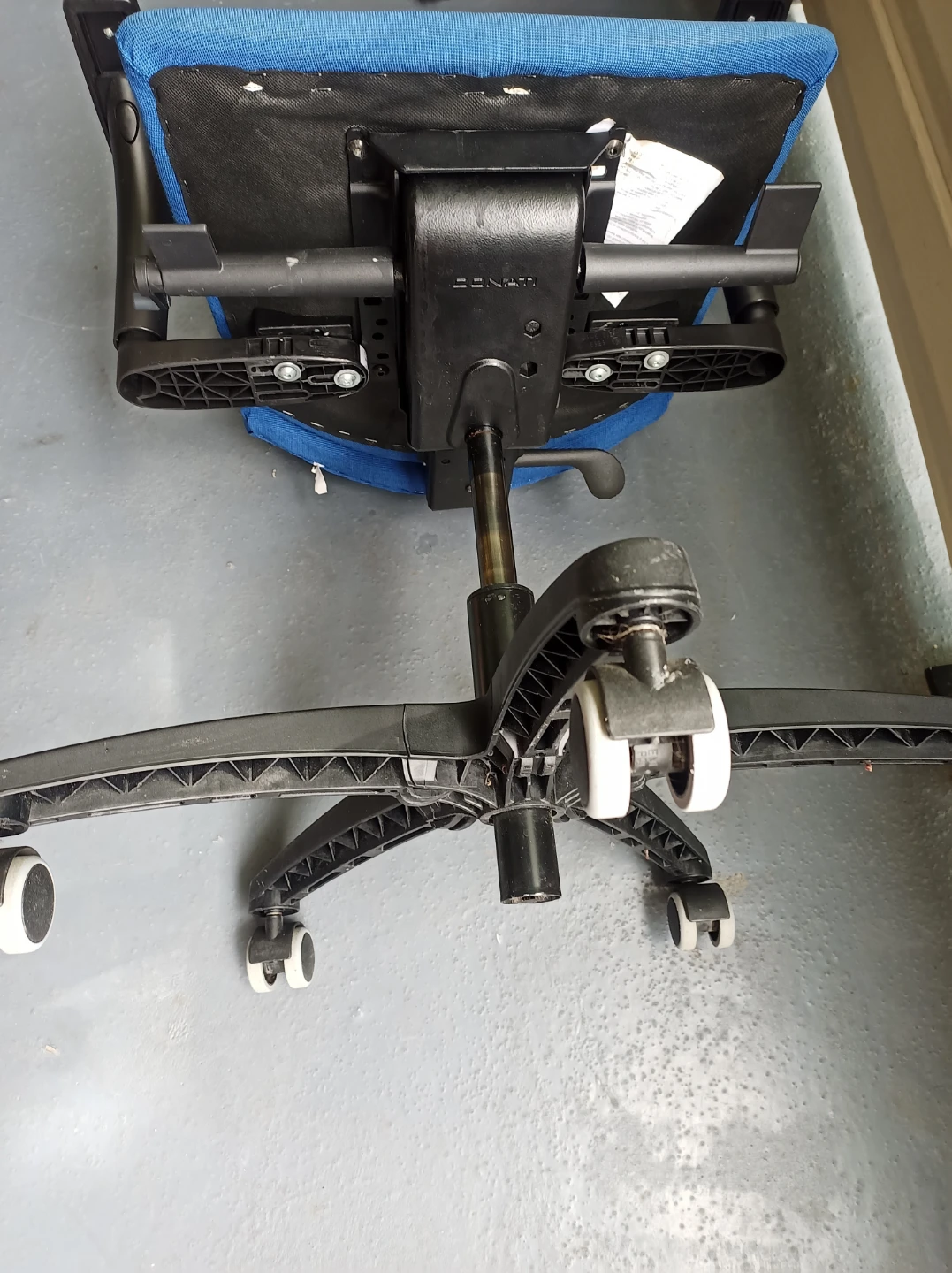 IKEA Volmar Office Chair - photo 4