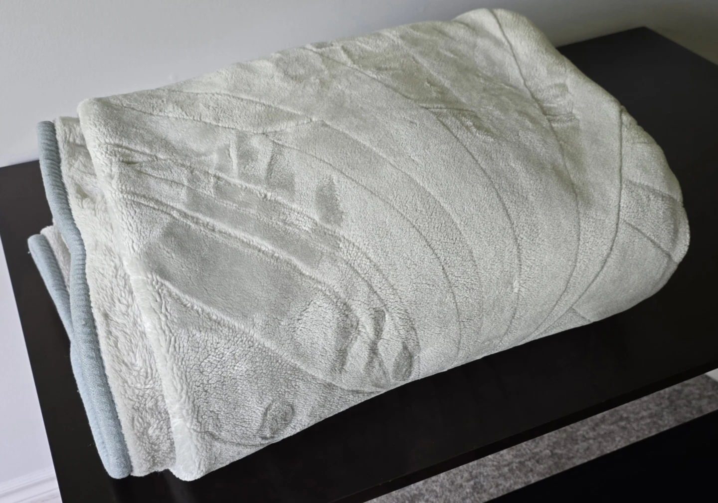 Soft Throw Blanket - photo 2