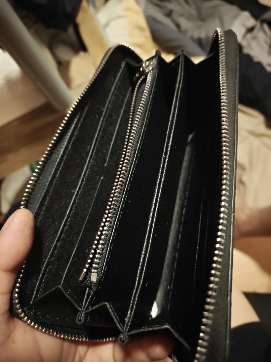 Lv  Selling all three wallets together as a bundle. - photo 2