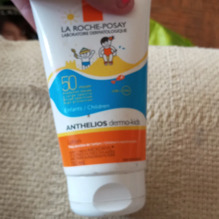 La Roche-Posay Anthelios Dermo-Kids SPF 50 Lotion