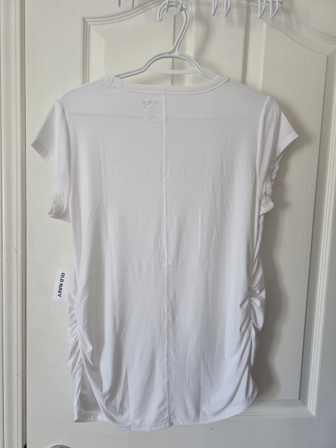Old Navy Women's White T-Shirt - photo 2