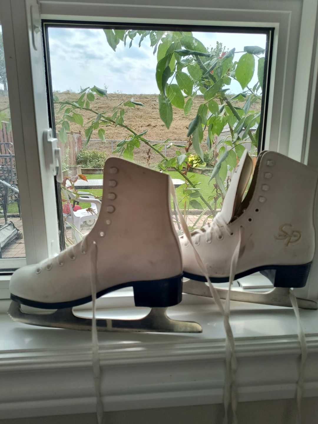 SP Figure Ice Skates - Size 5