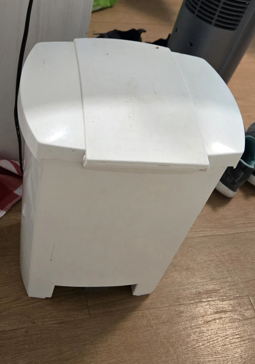 White Plastic Storage Bin