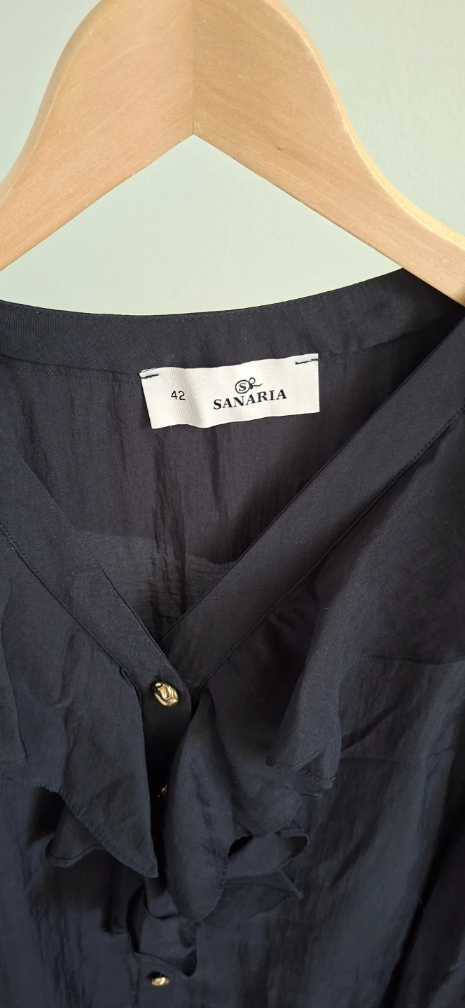 Sanaria Black Blouse with Ruffle Detail - photo 2