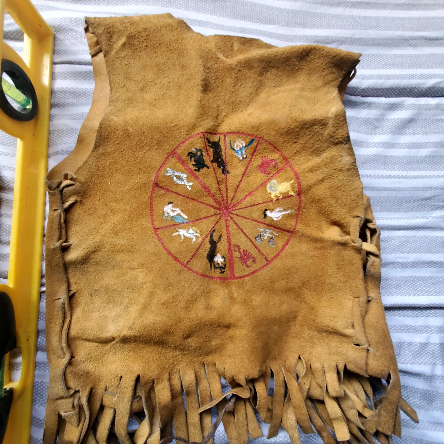 First Nations dear skin Children's vests. - photo 4