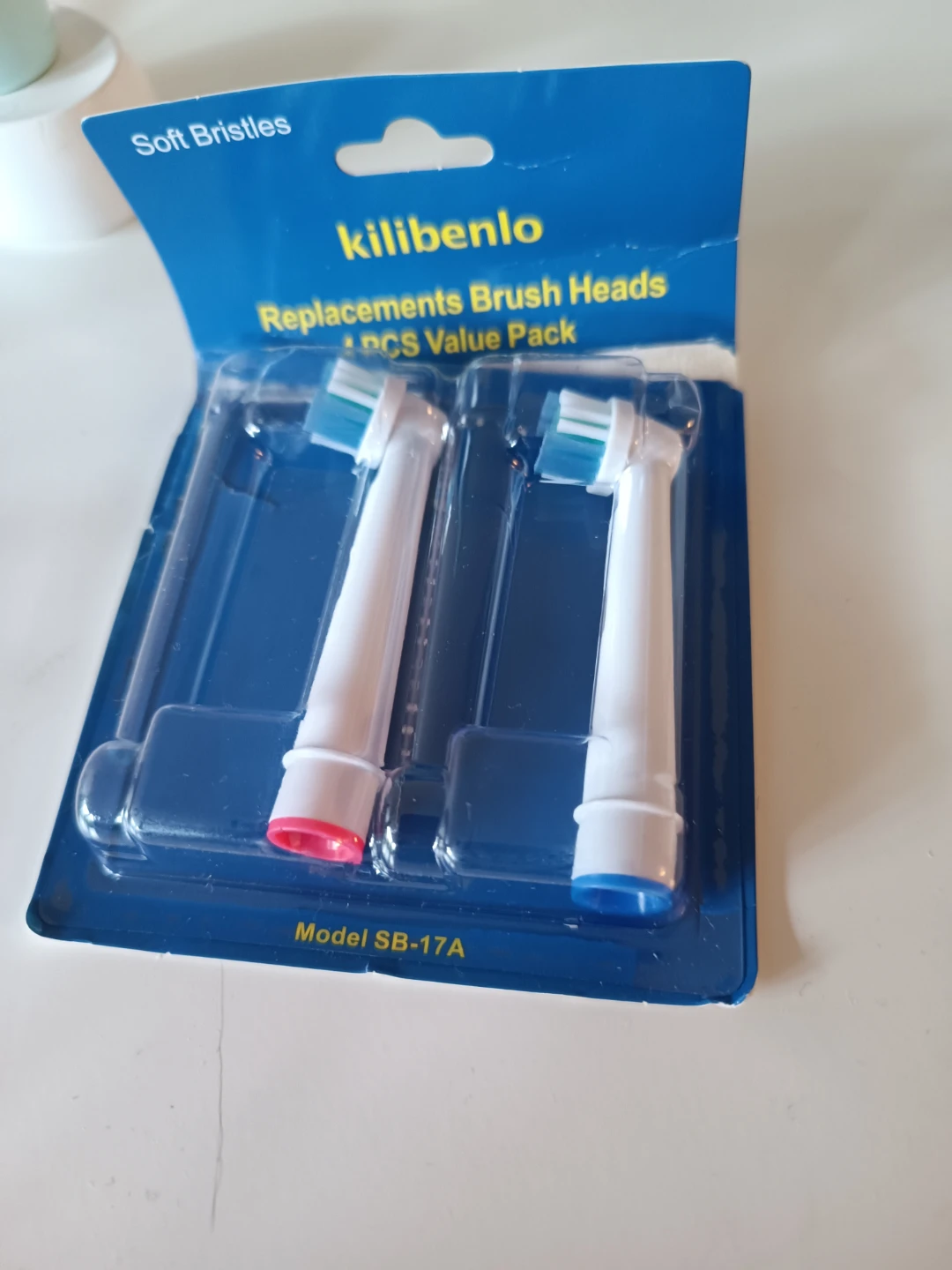 Oral-B Pro 100 Electric Toothbrush with Replacement Heads - photo 2