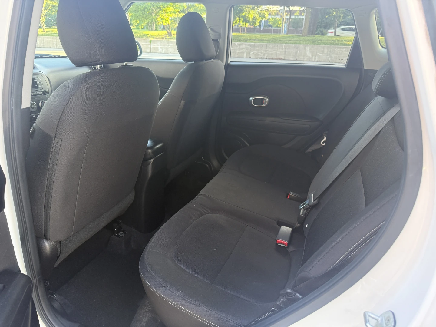 2016 White Kia Soul - photo 5