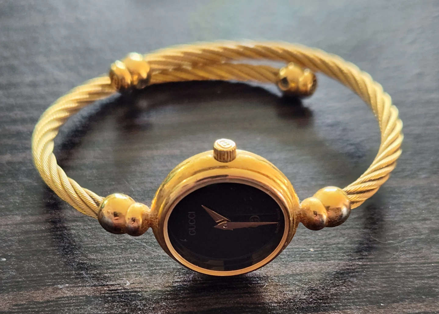 Gucci 2700L Swiss Made Bangle Watch - photo 2