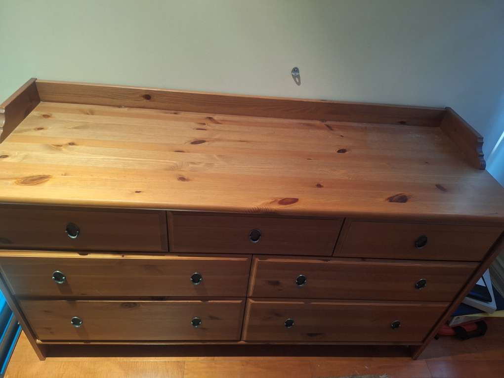 Pine Dresser with 7 Drawers - photo 3