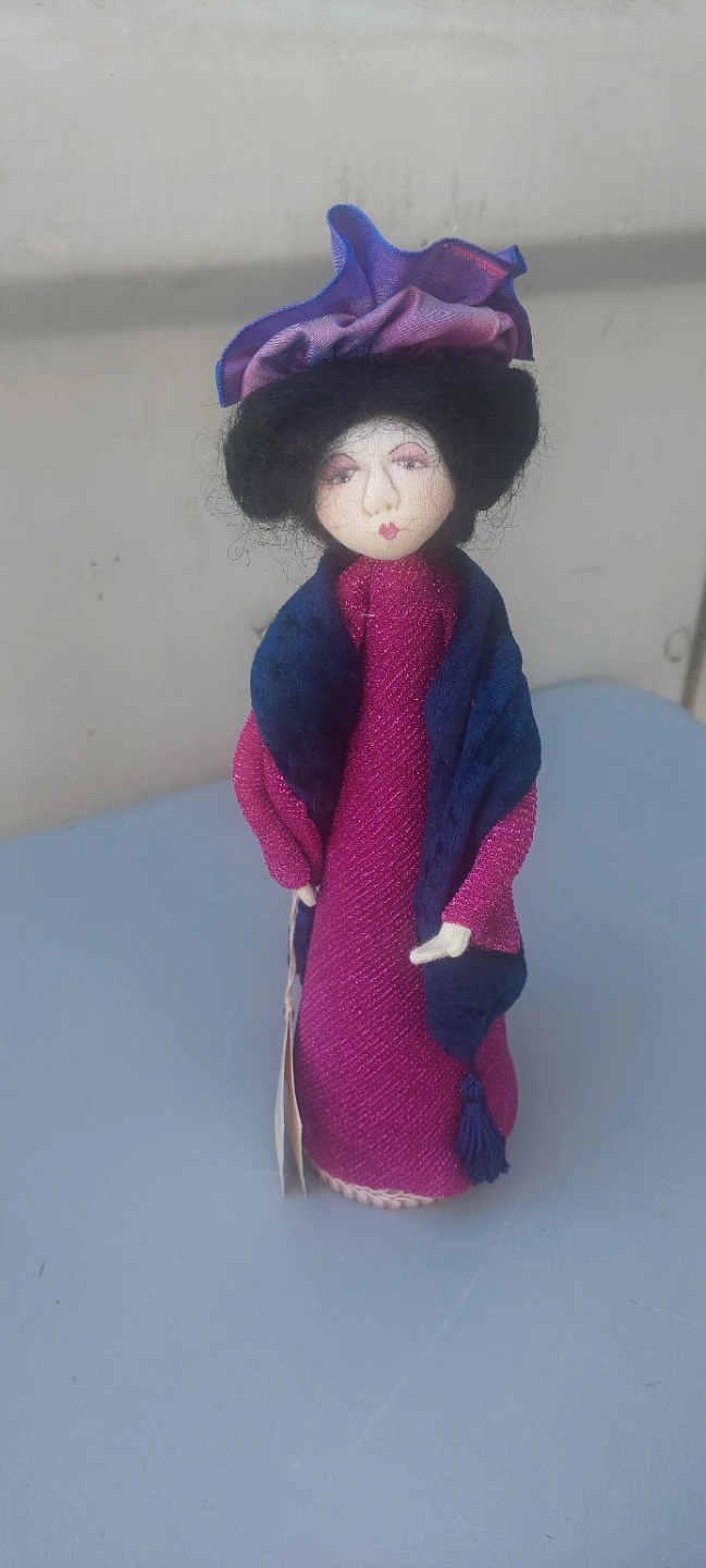 Roberta McLaren 'Aunt Clara' Collectible Cloth Dolls - photo 2