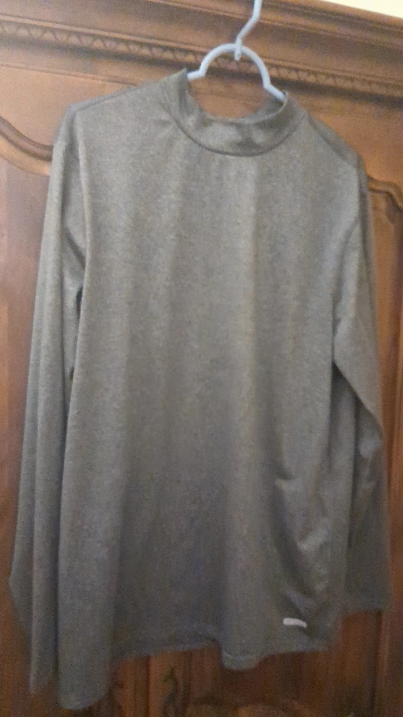 Tek Gear Long Sleeve Shirt - photo 3