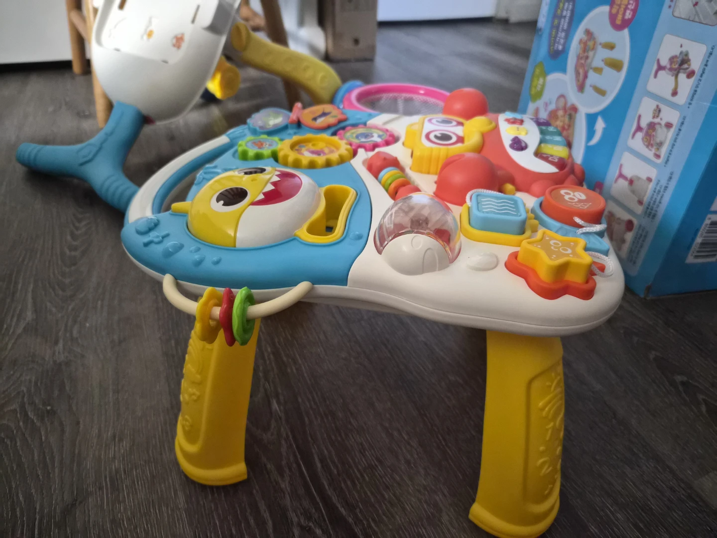 Baby Shark Baby Walker 2-in-1 Step Walker+learning Table - photo 4