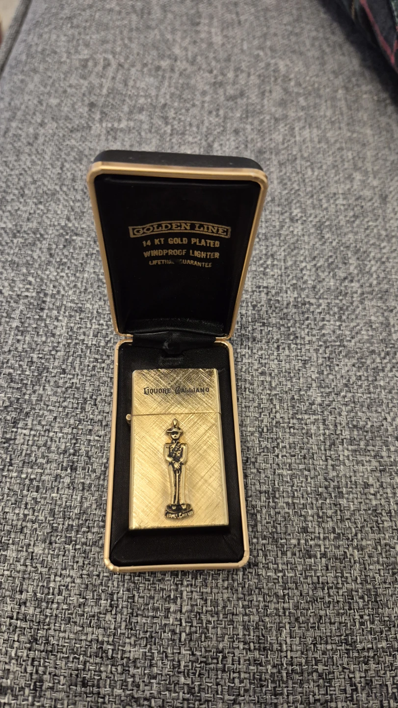 Liquore Galliano 14 KT Gold Plated Windproof Lighter