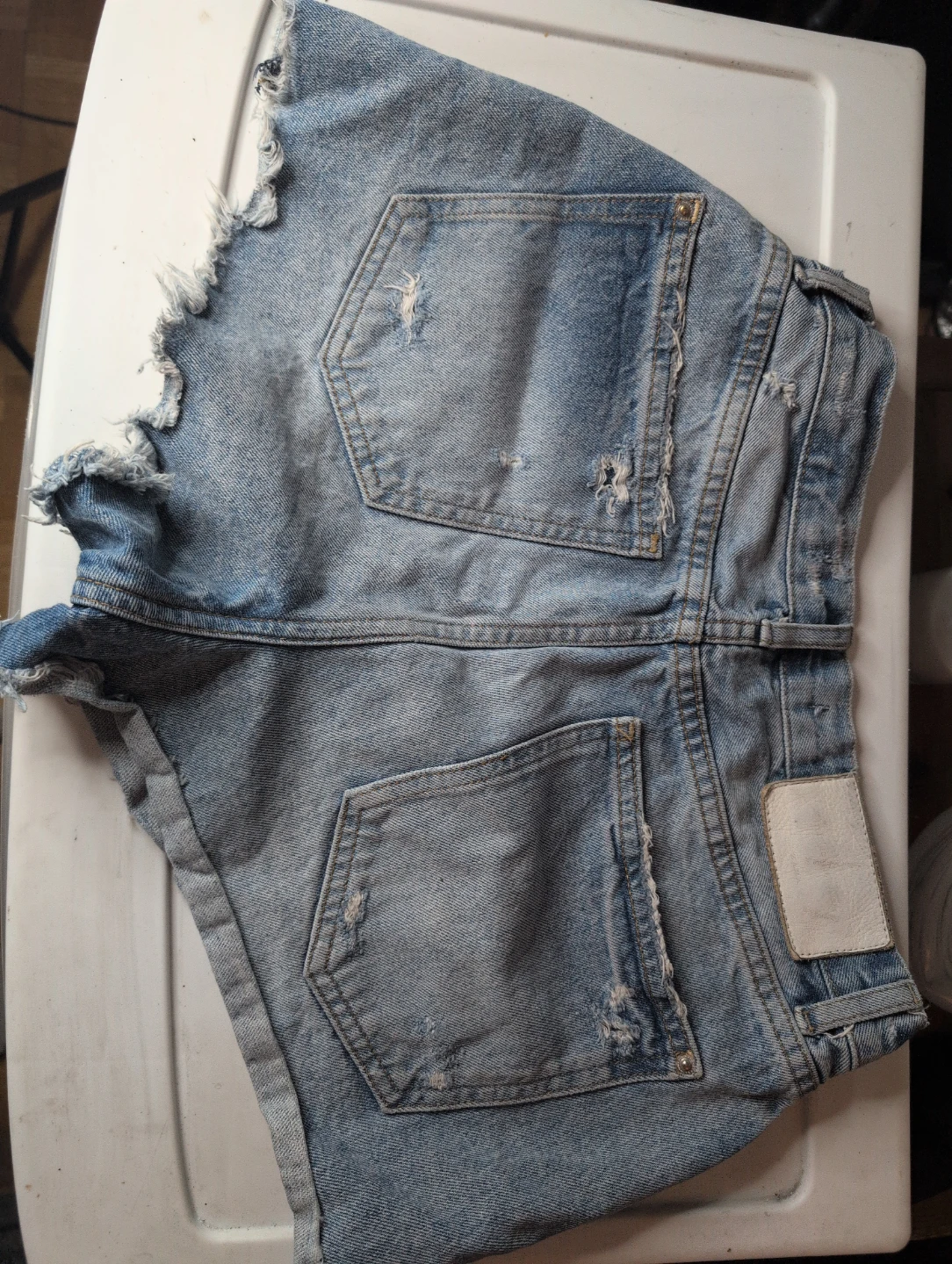 Zara Distressed Denim Shorts Size 25 - photo 2