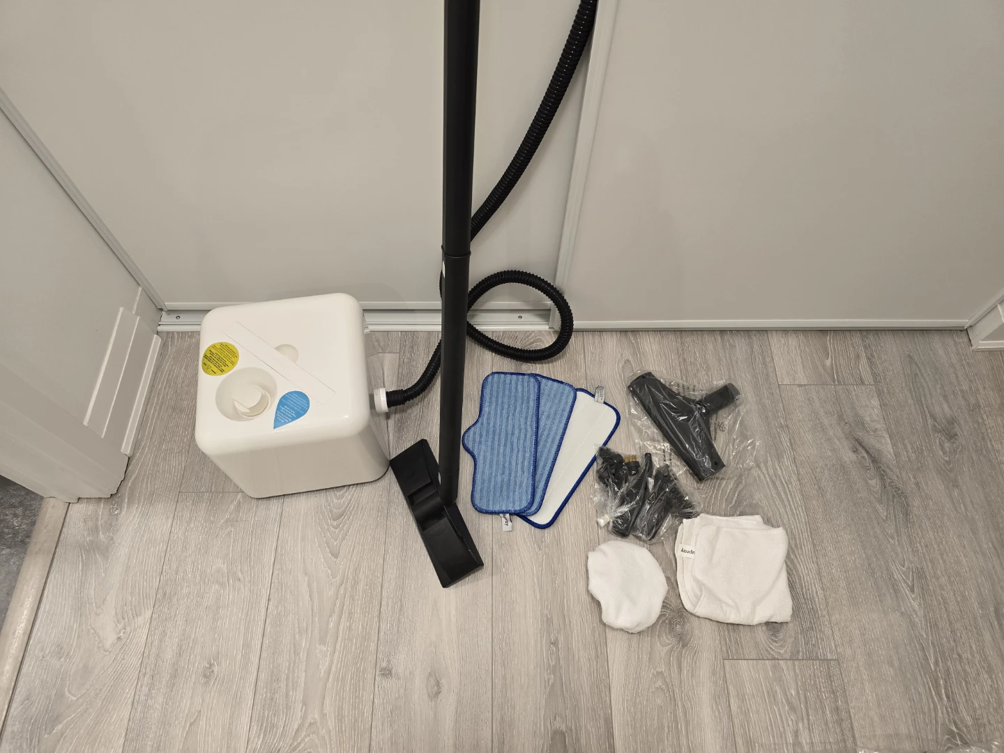 Dupray Steam Cleaner with Accessories - photo 2