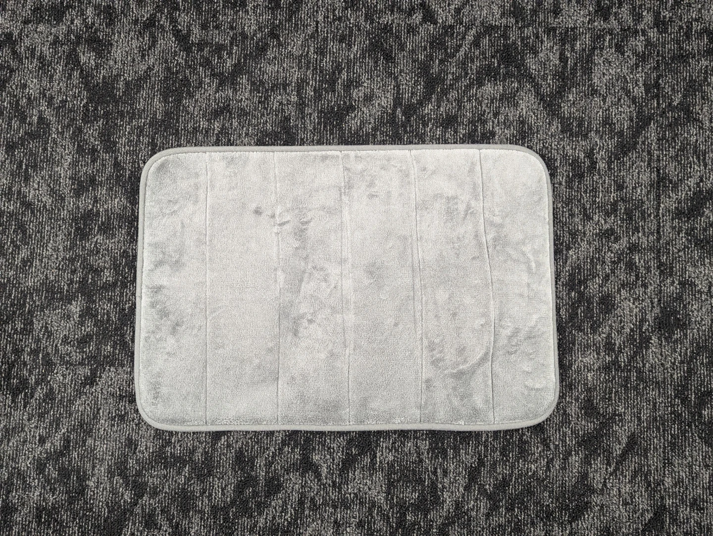 Set of 2 Grey Door Mats 23" x 16" - photo 2