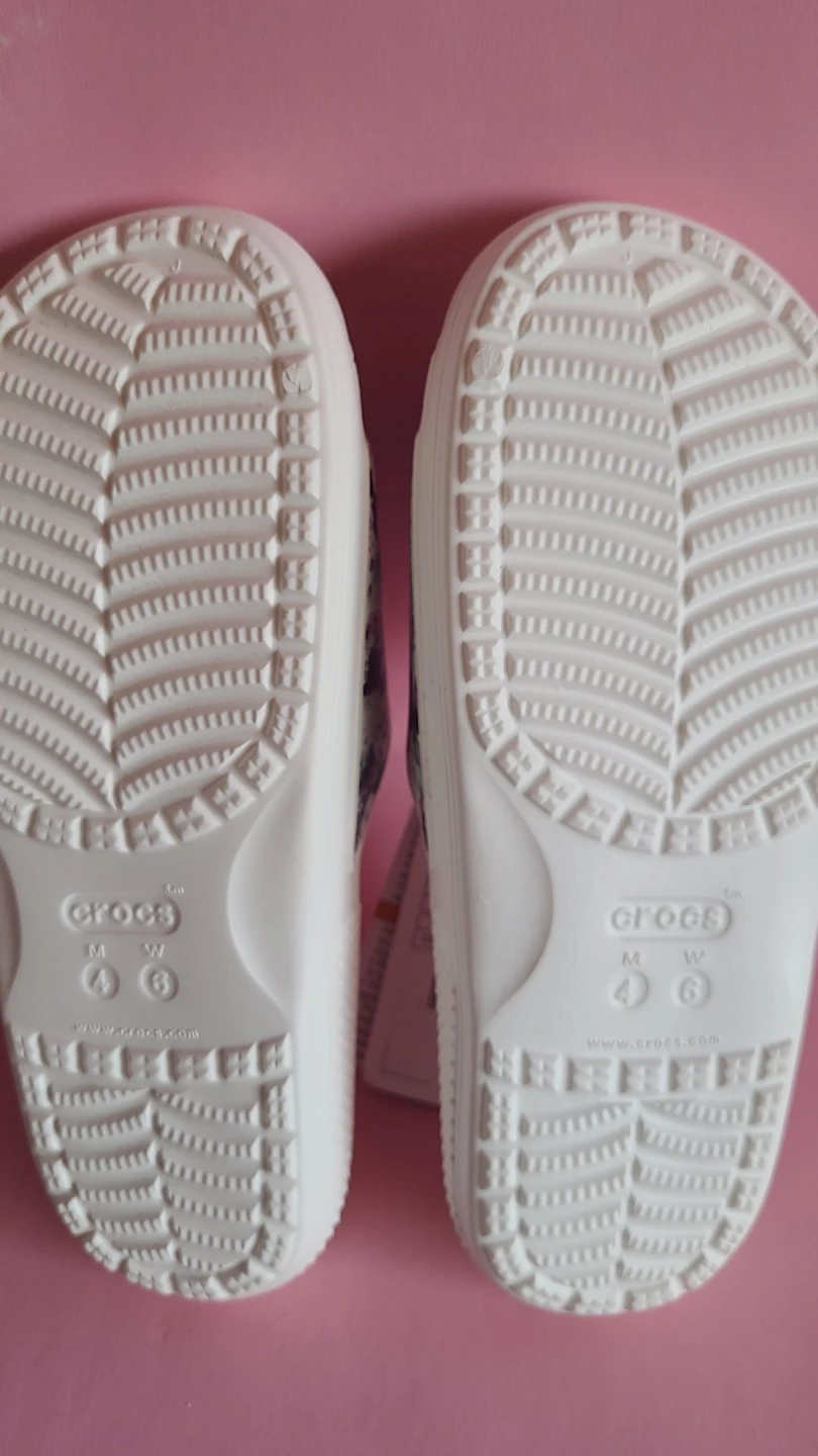 Woamans bnwt crocs ⚽ - photo 2