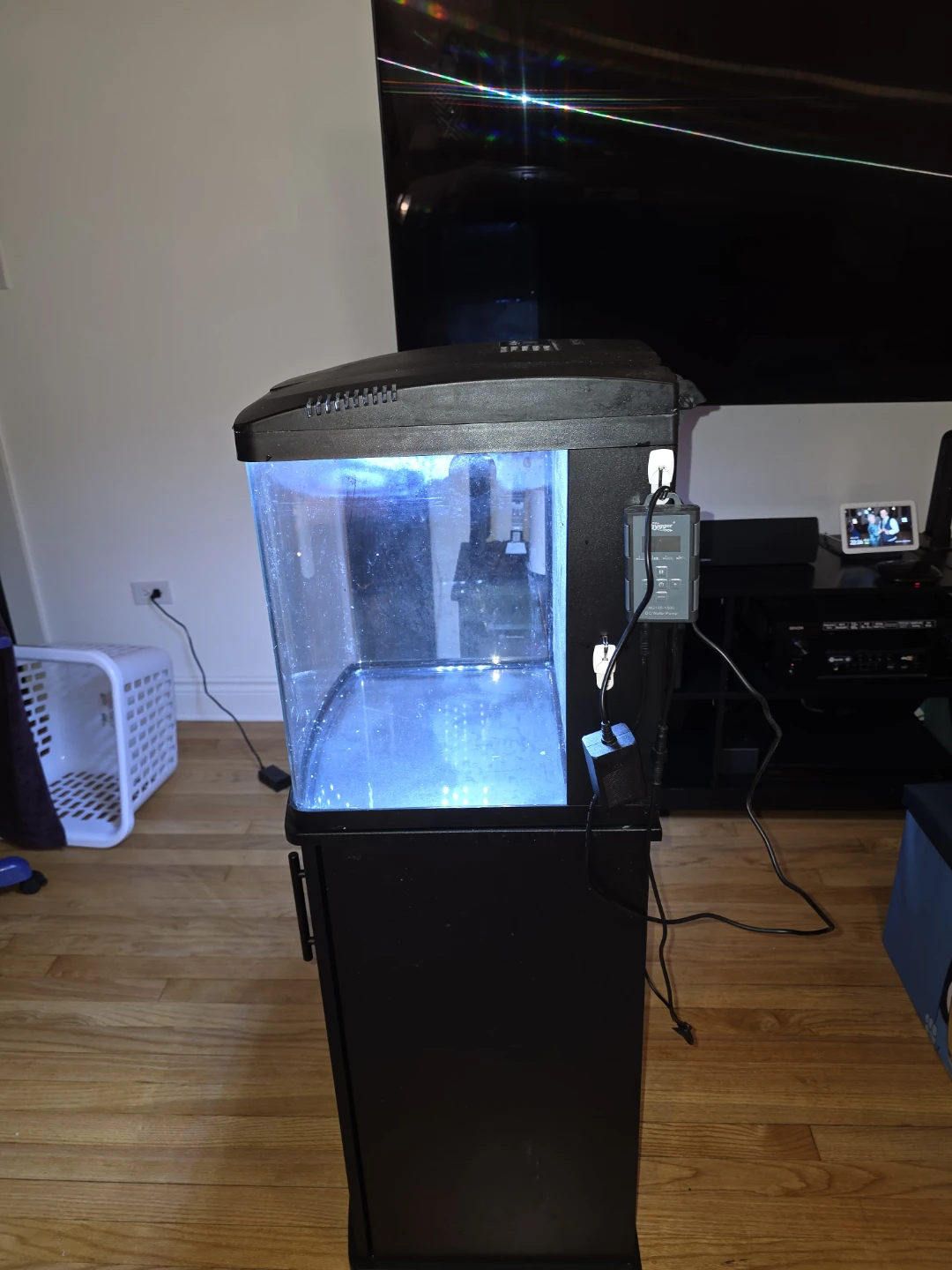 16 gal biocube aqarium with stand - photo 2