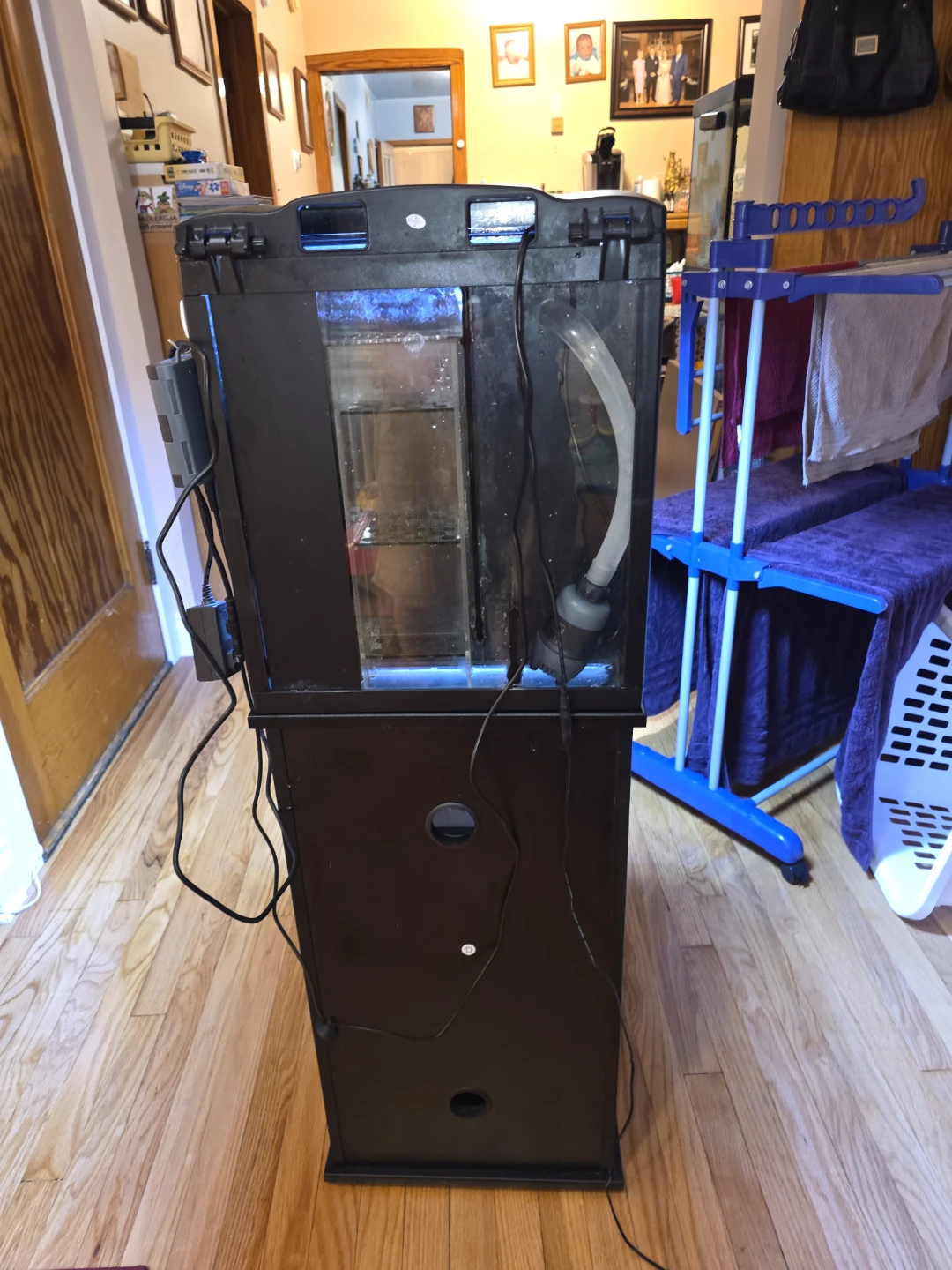16 gal biocube aqarium with stand - photo 3