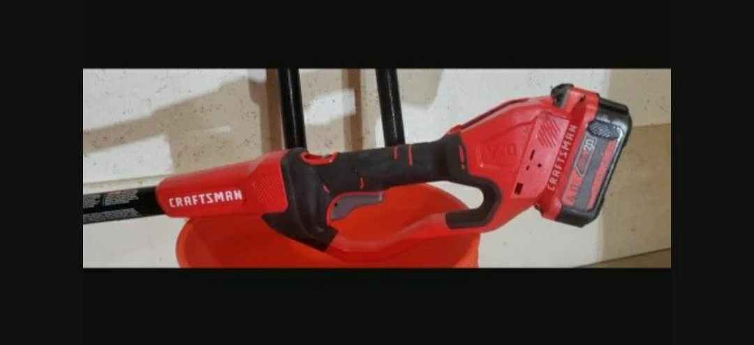 Craftsman Cordless Pole Saw / Trimmer - photo 3