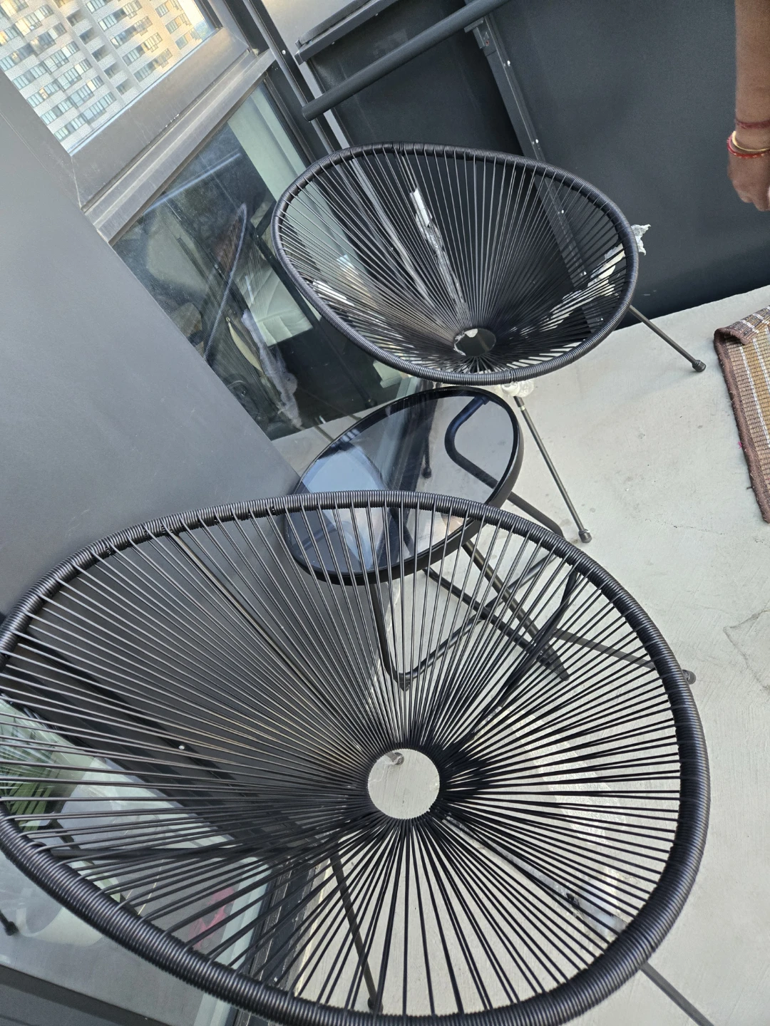 Set of 2 Black Woven Chairs and Side Table - photo 3