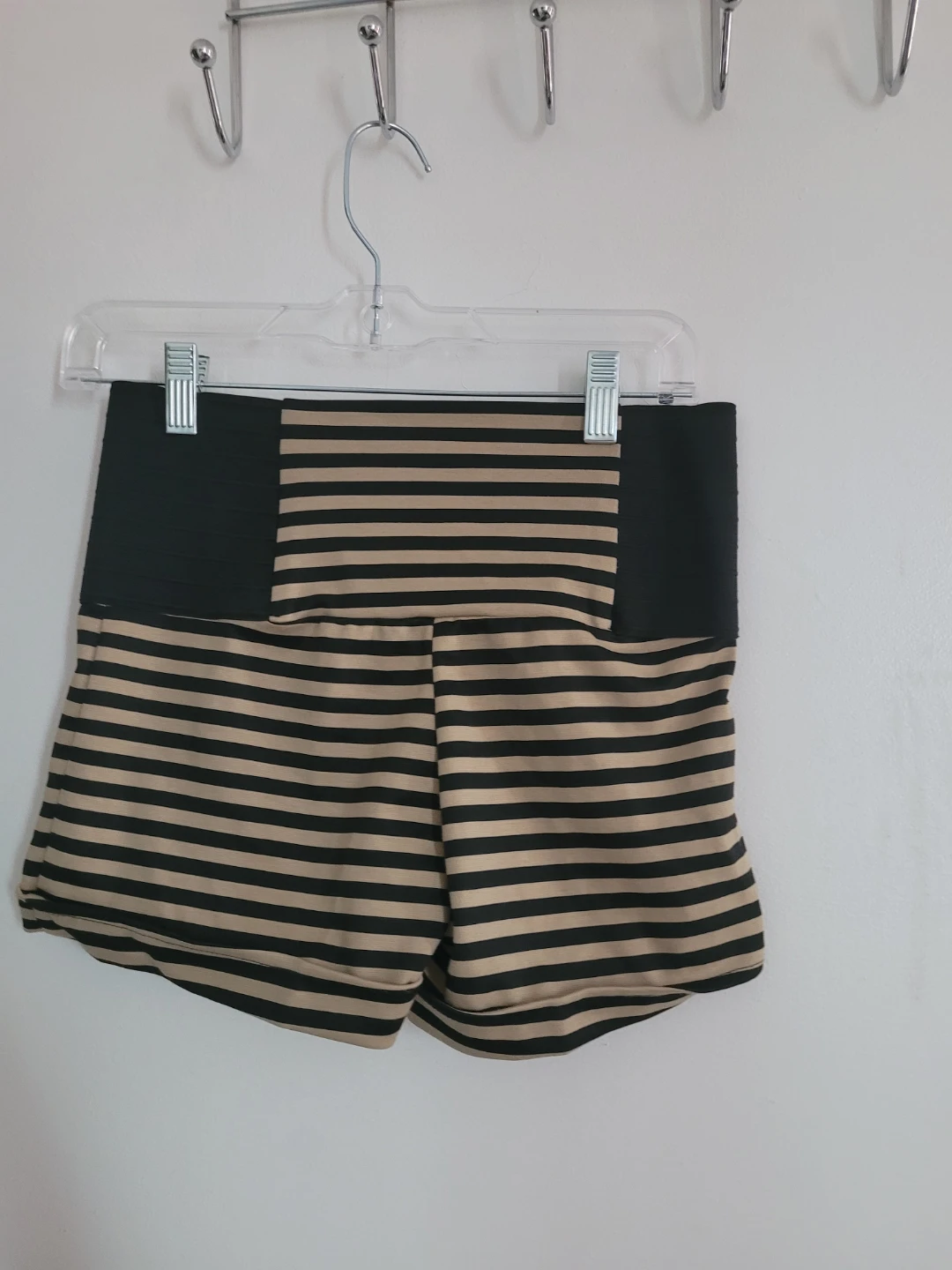 Striped High-Waisted Shorts - photo 2