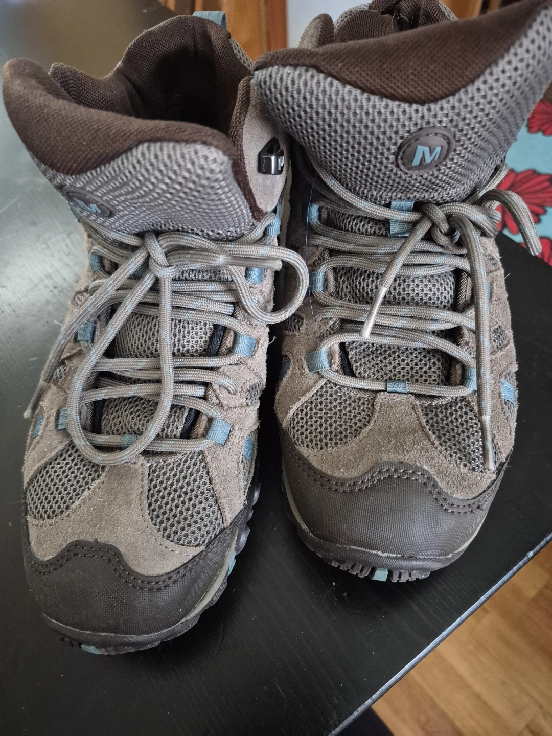 Merrell Women's Hiking Boots Size 8.0