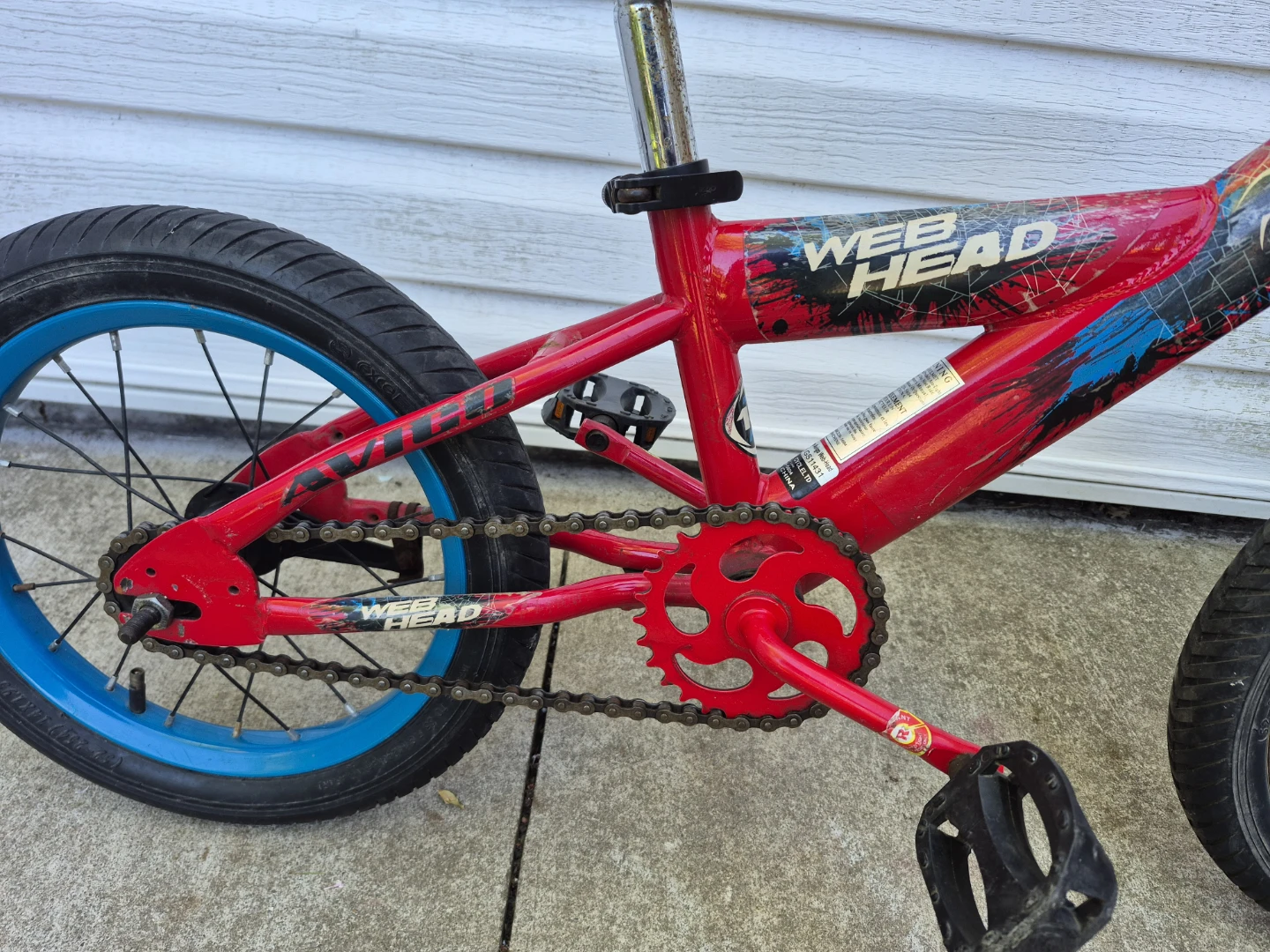 Red "Web Head" BMX Bike 4 to 6 years - photo 2