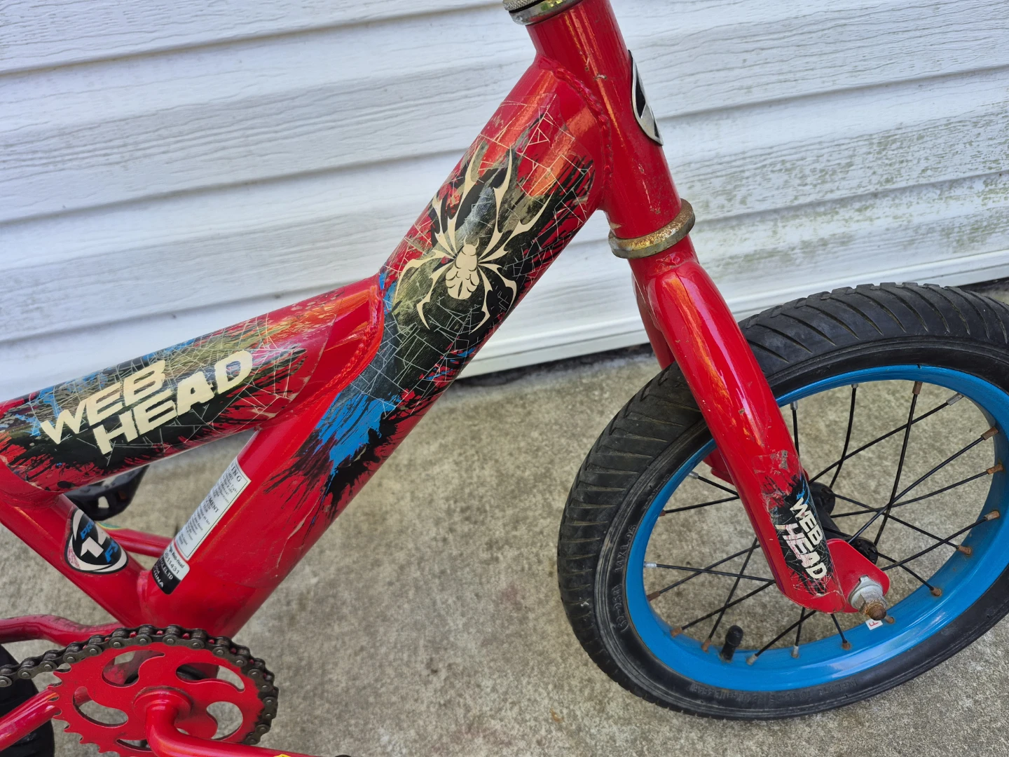 Red "Web Head" BMX Bike 4 to 6 years - photo 3