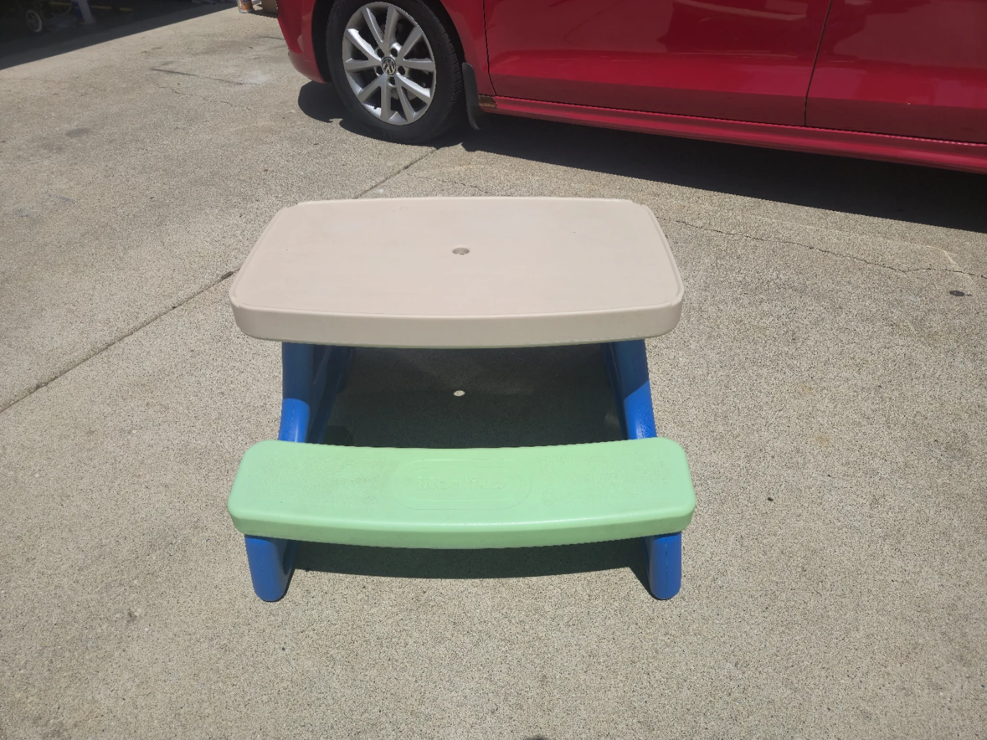 Little Tikes Picnic Table - photo 4