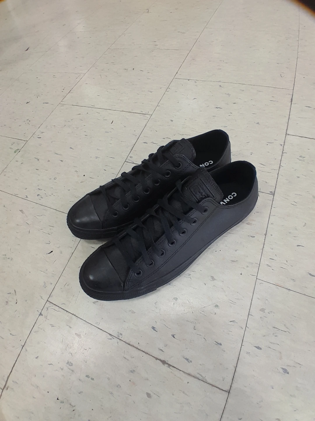 Converse Chuck Taylor All Star Shoes Men's Size 11.5