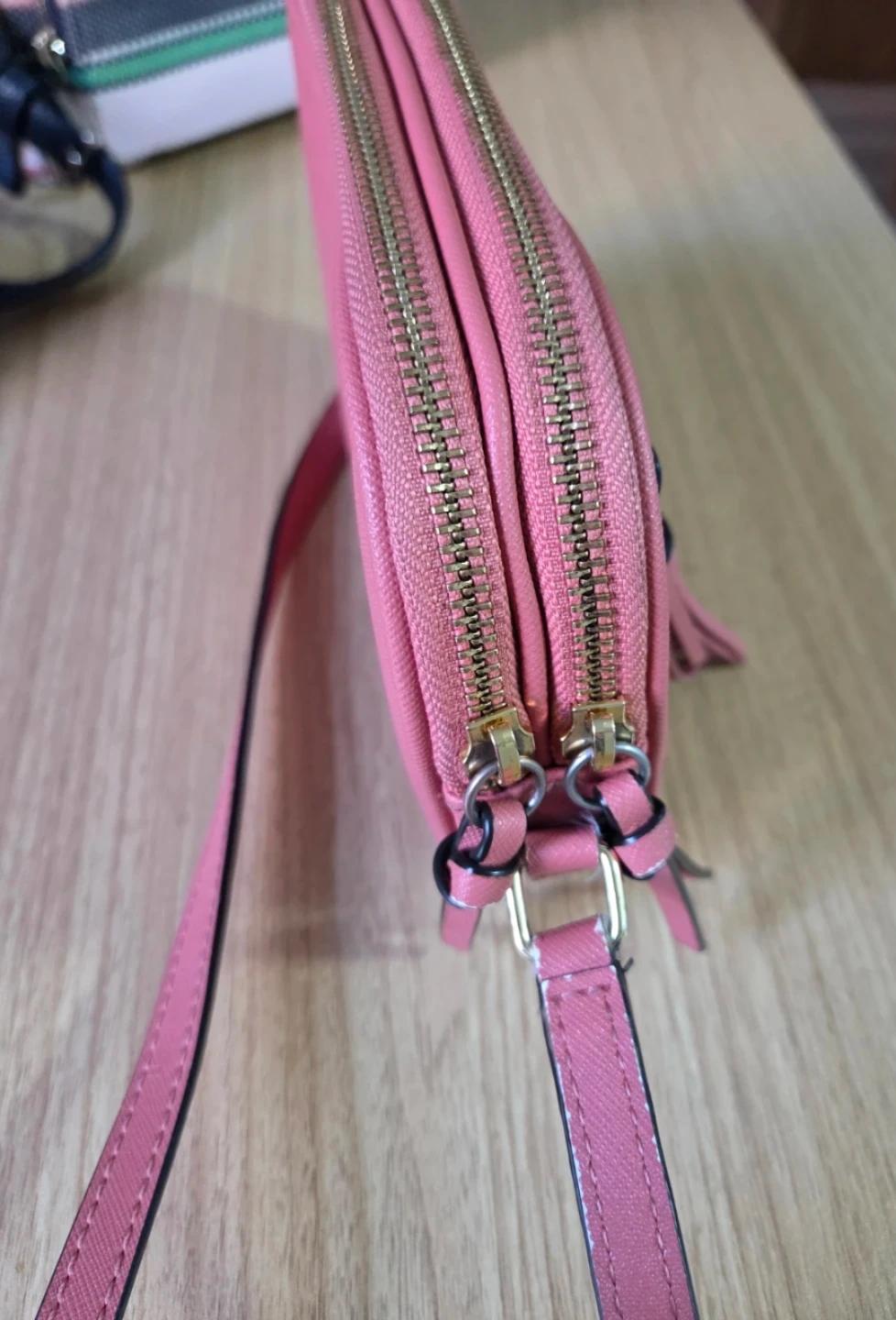 Calvin Klein Pink Crossbody Bag - photo 4