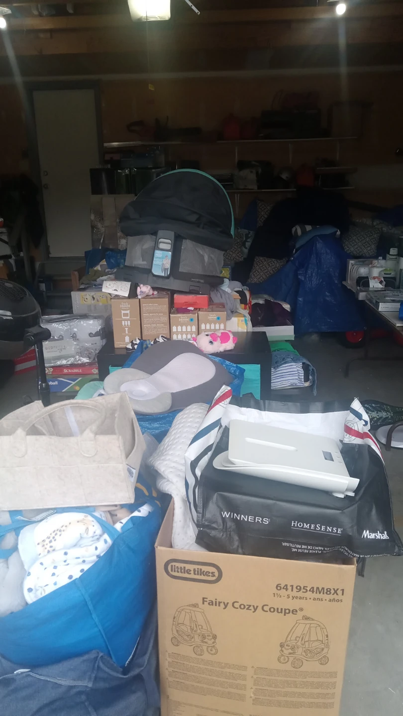 Garage sale Sunday June 14. 9 am to 5pm. 206 Sun Vista Court SE. - photo 2
