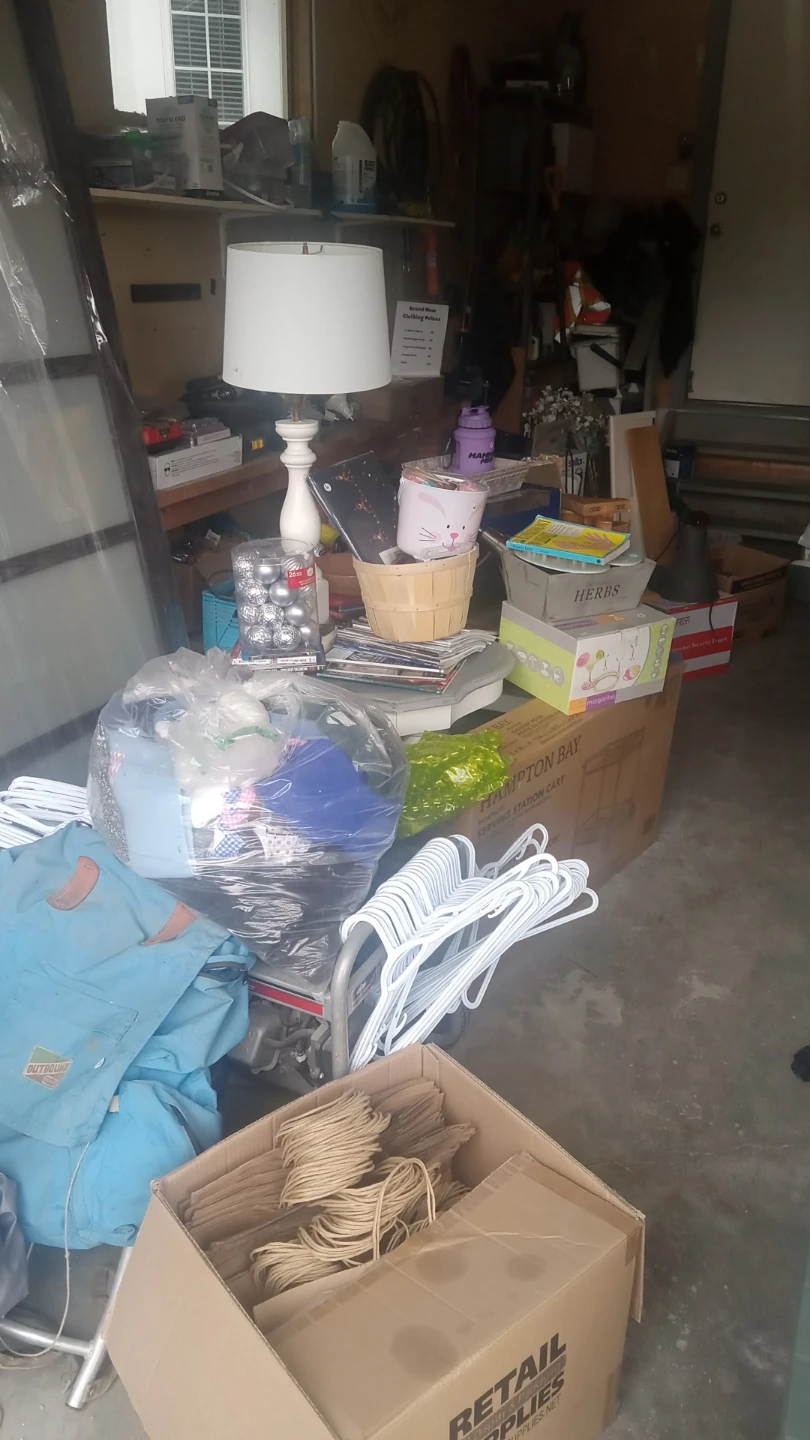 Garage sale Sunday June 14. 9 am to 5pm. 206 Sun Vista Court SE. - photo 3