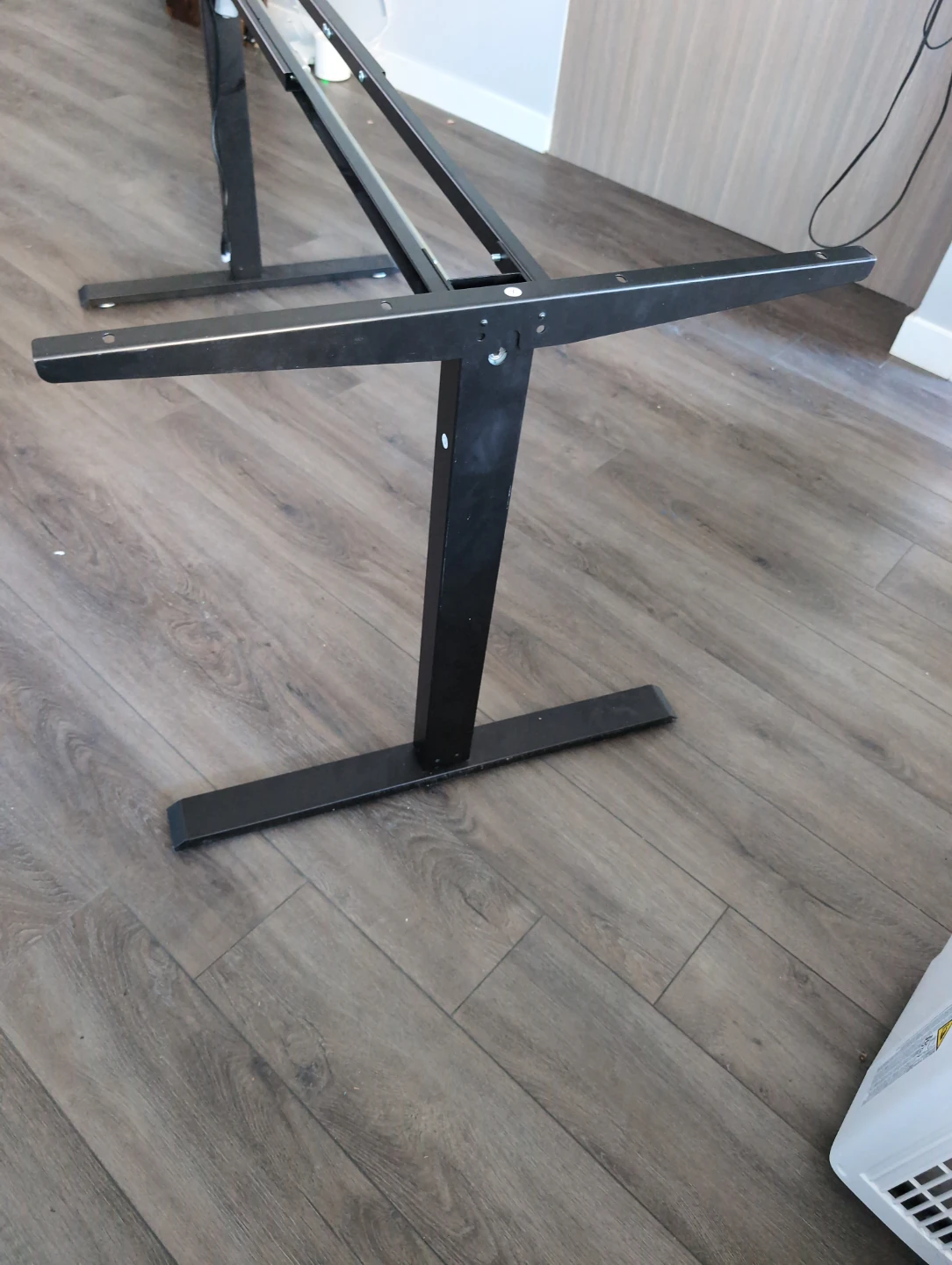 Black Adjustable Standing Desk Frame 63*32