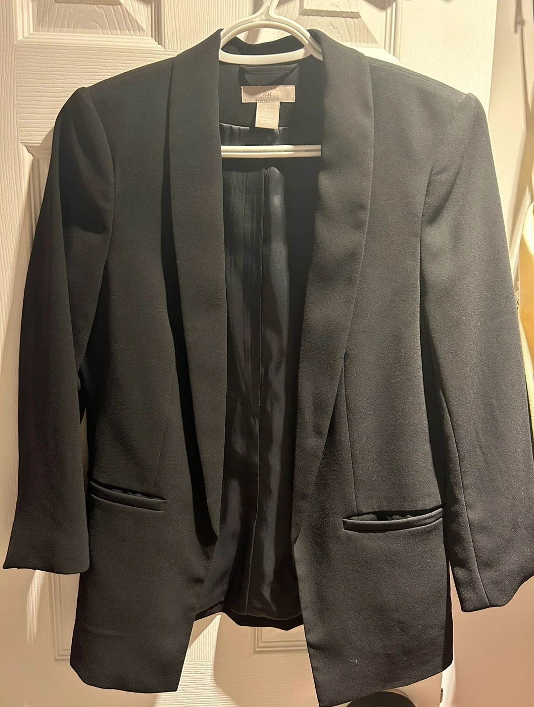 H&M Black Blazer - Size 4