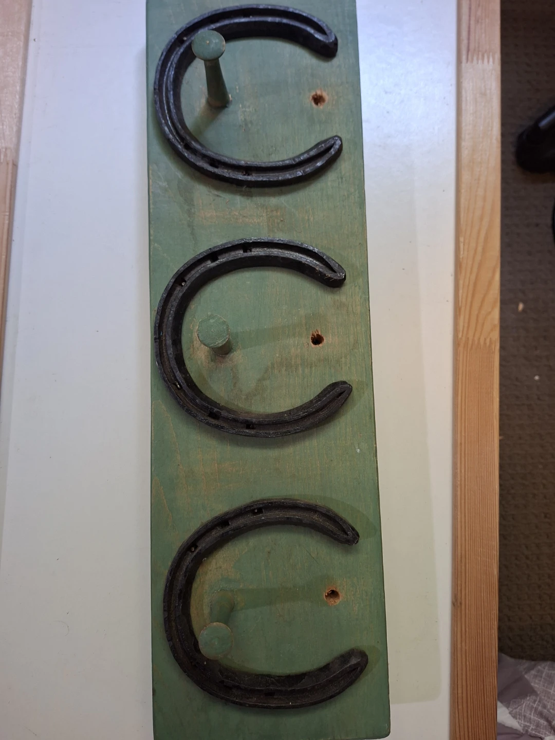Rustic Horseshoe Coat Rack - photo 3