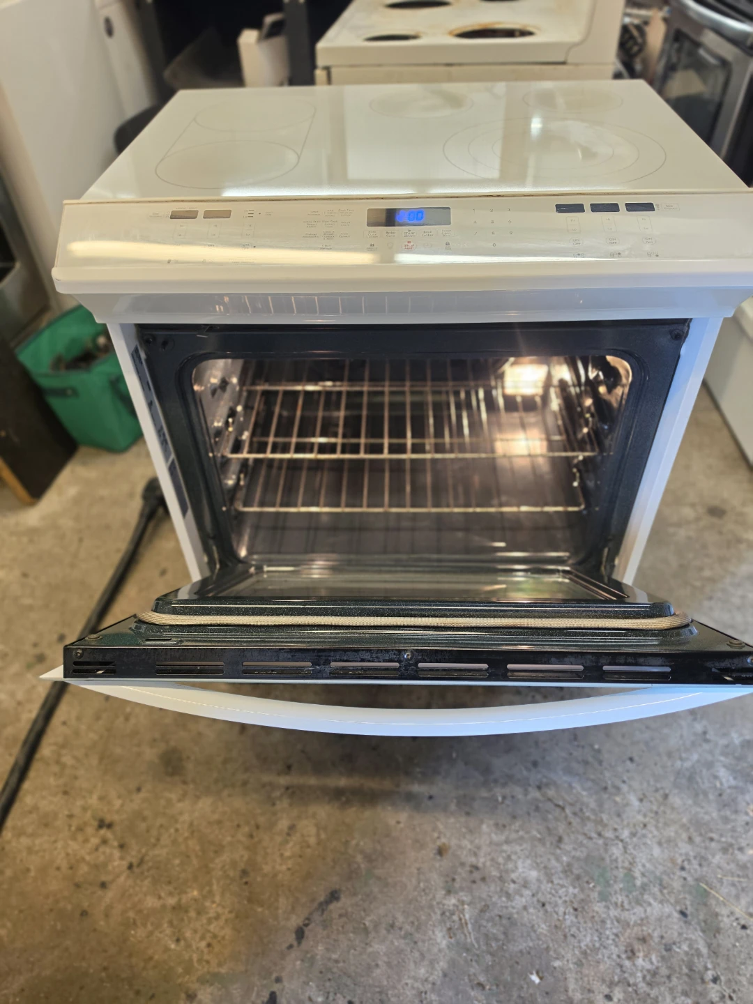 Kenmore Elite Slide-In Electric Range 30" - Delivery Available - photo 5