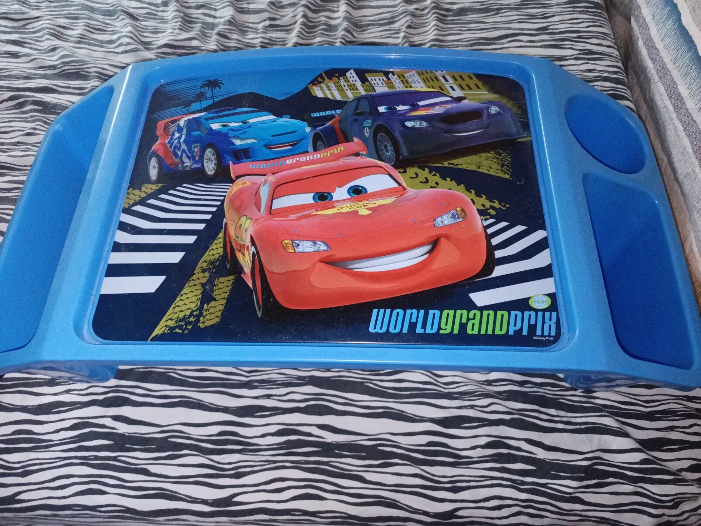Disney Cars "World Grand Prix" Kids Lap Desk Tray - photo 2