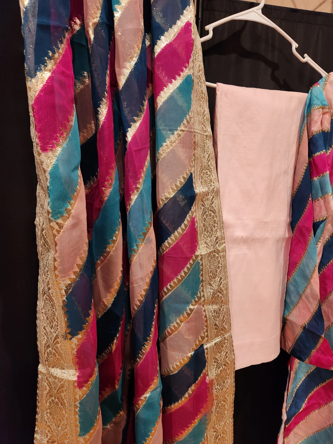 Women's Striped Kurti, Pants, and Dupatta Set - photo 4