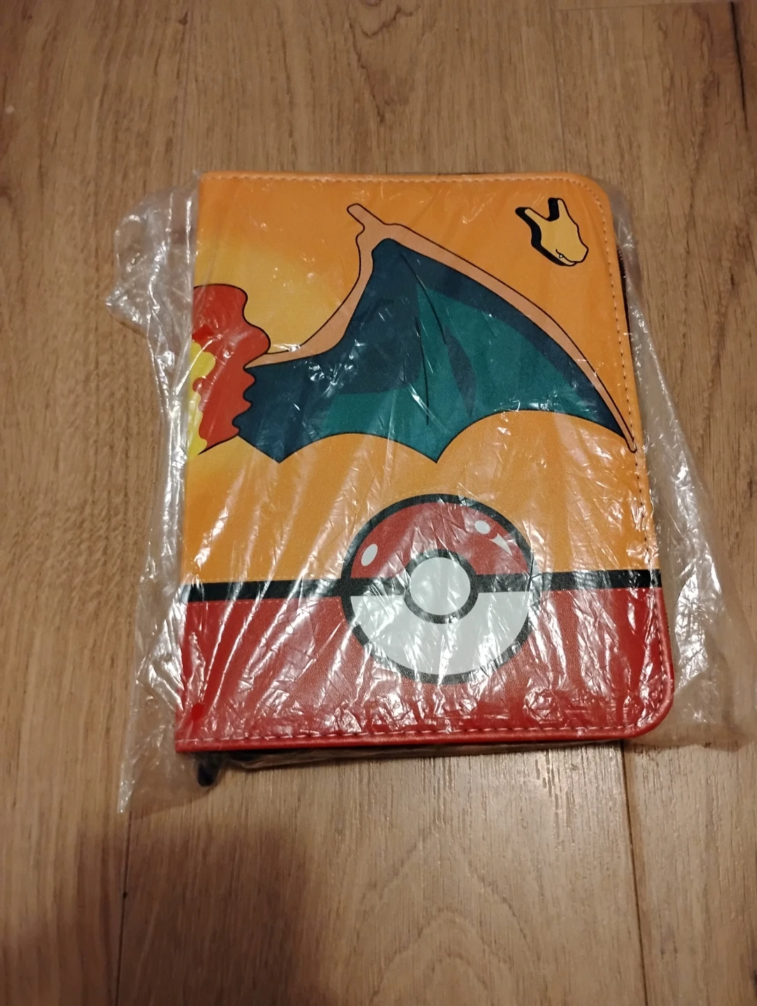 Pokemon Charizard Card Binder - photo 5