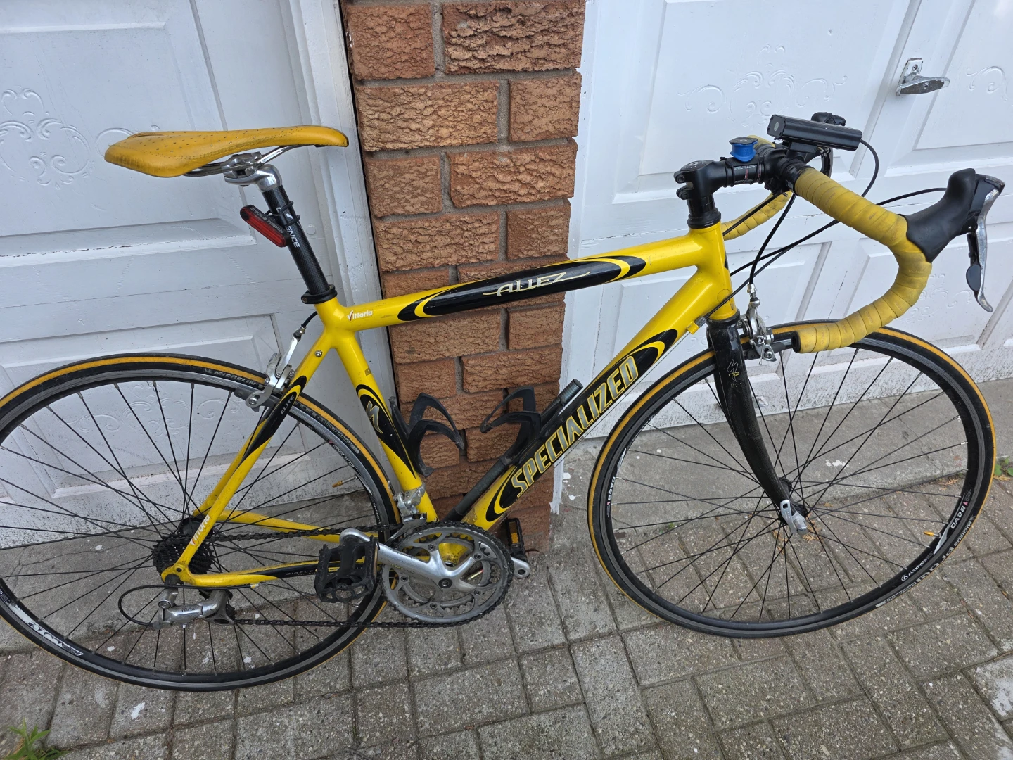 Specialized Allez Road Bike - Yellow