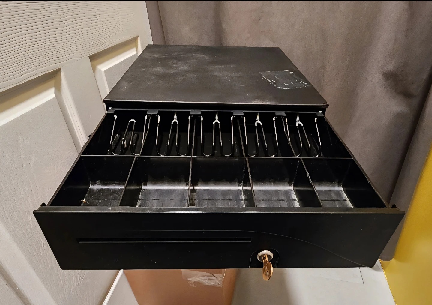 Black Cash Drawer ⚽ - photo 2