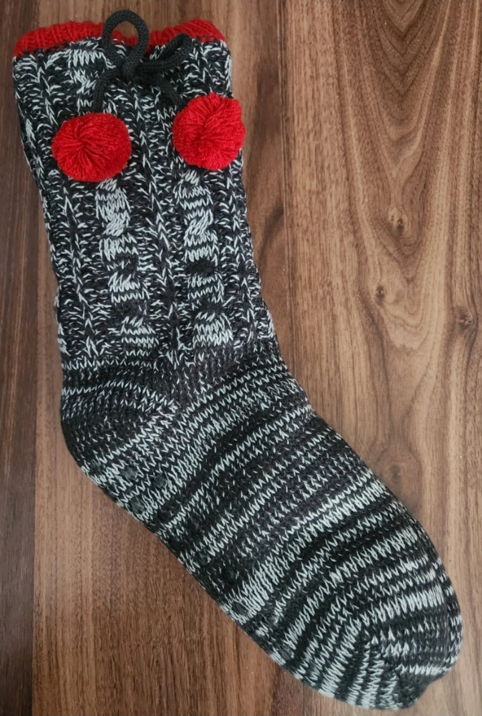 ⚽️ Brand new California Moonrise Cozy Slipper Socks - photo 2