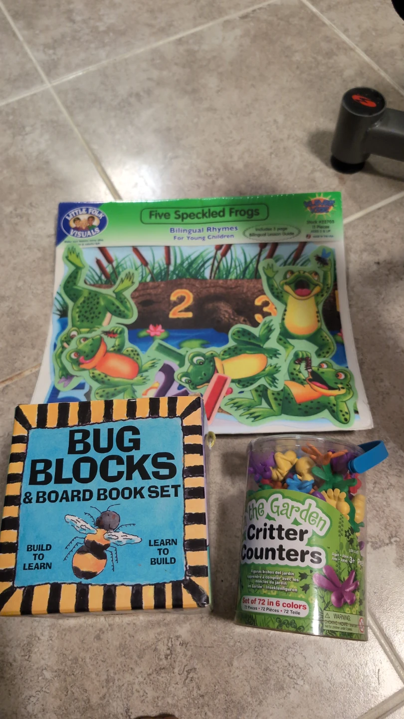 Five Speckled Frogs & Bug Blocks & Critter Counters