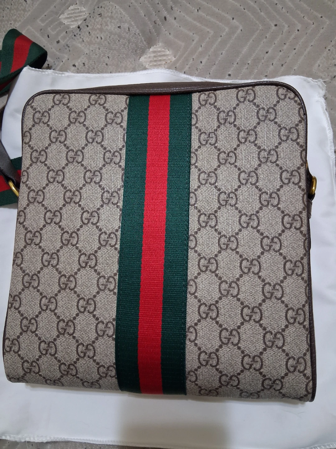 Gucci Messenger Bag - photo 2