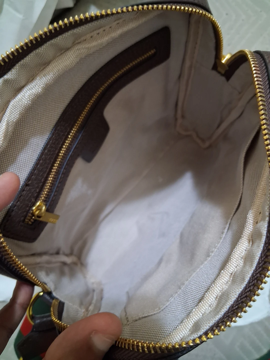 Gucci Messenger Bag - photo 3