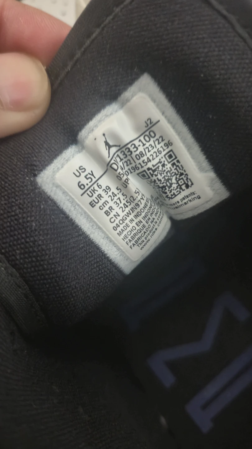 Air Jordan 1 Low SE Men's Shoes - photo 2
