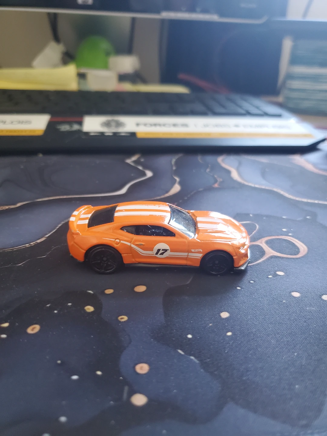 Hot Wheels 2017 Camaro ZL1 Orange - photo 2