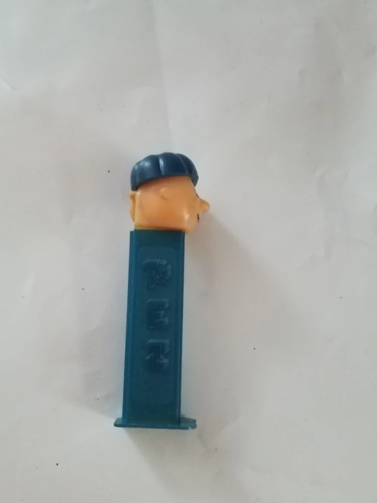 PEZ Candy Dispenser - Boy with Blue Hat - photo 2